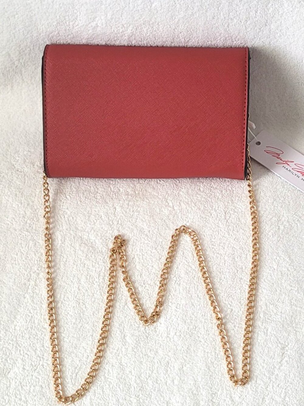 Marilyn Monroe Lipstick Red Clutch Purse - Picture 3 of 4